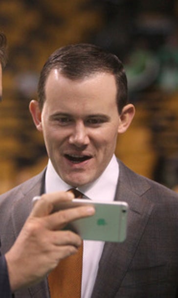 Suns extend GM McDonough, hire Jones for front office